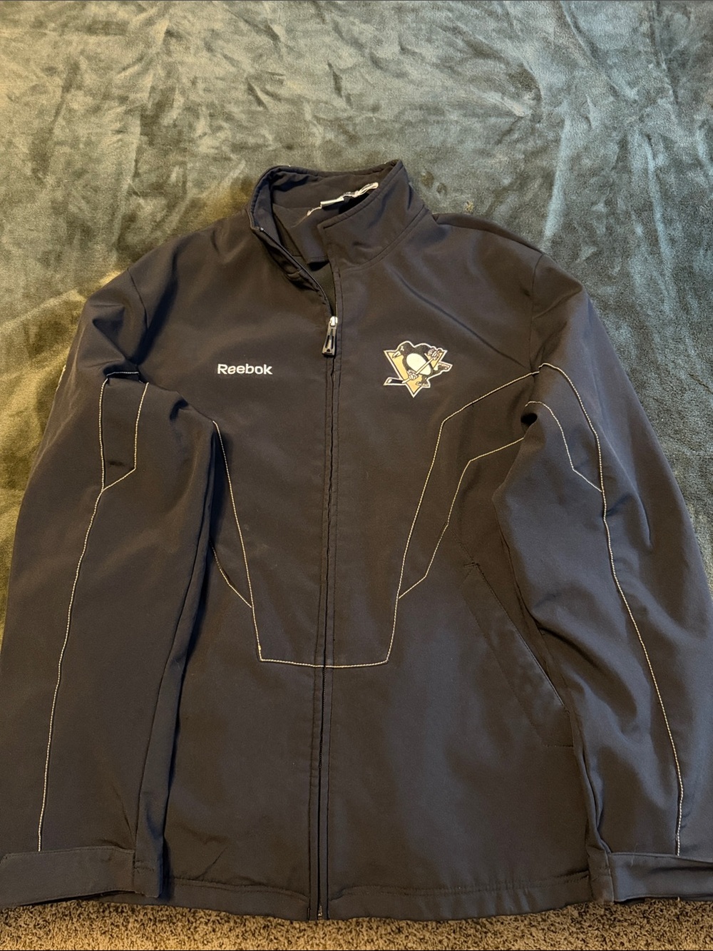 Reebok Black Pittsburgh Penguins Lightweight Jacket